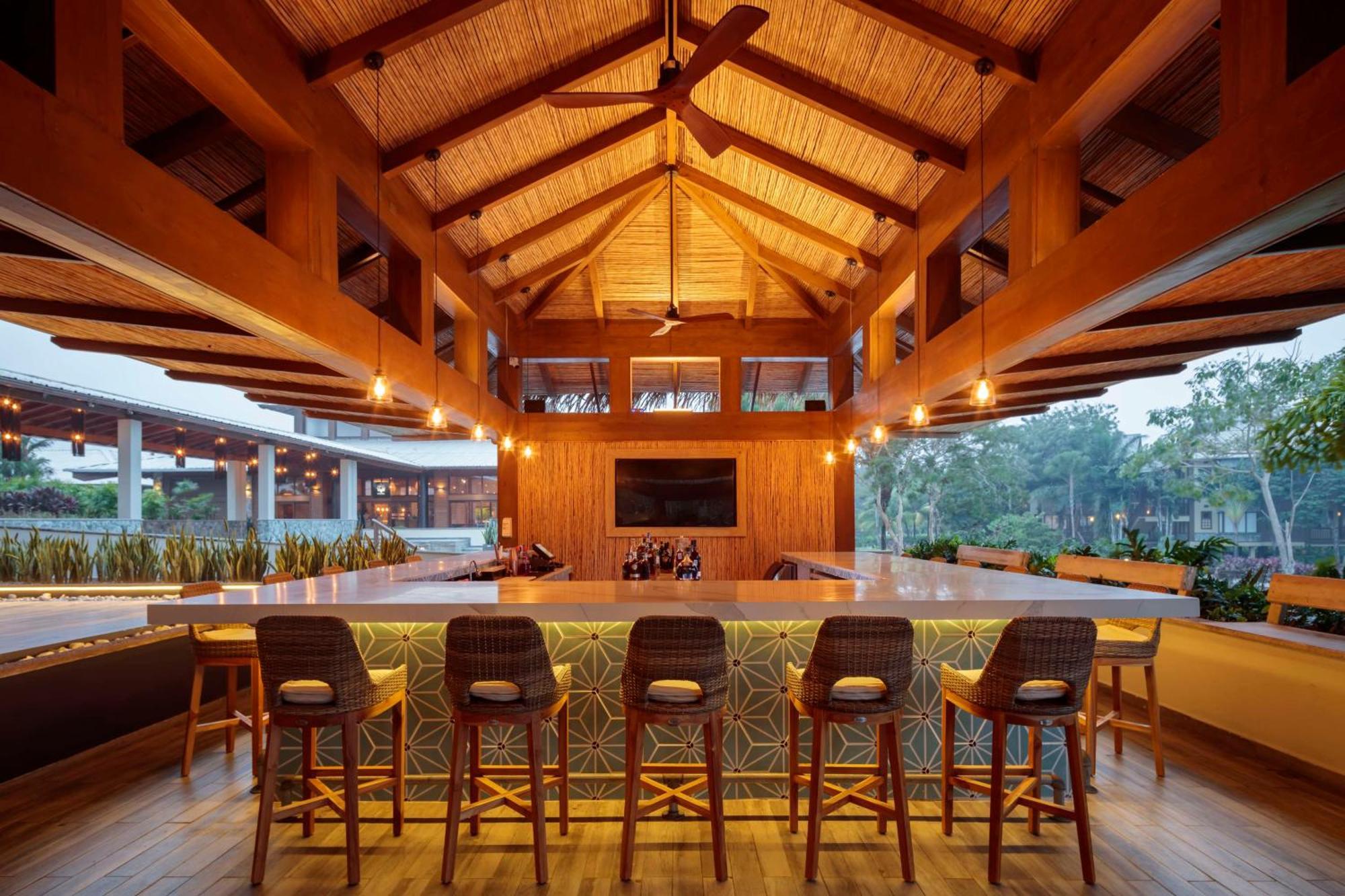 Indura Beach & Golf Resort Curio Collection By Hilton Tela Exterior foto